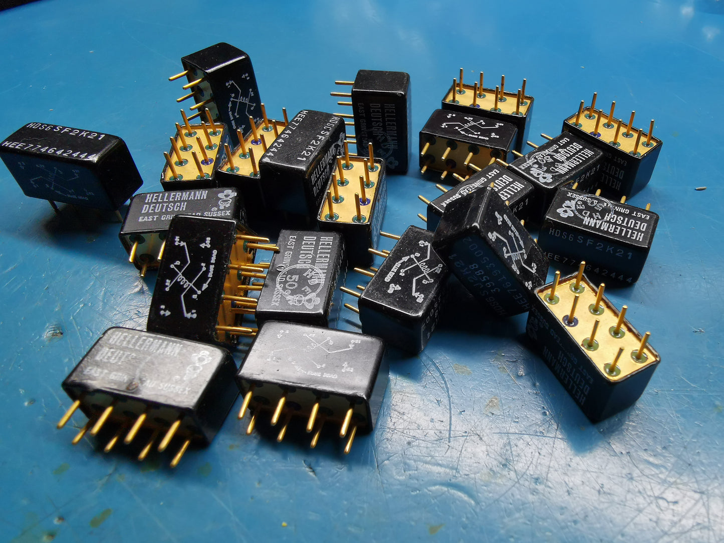 21pcs Hellermann Relay Military Grade DPDT Joblot