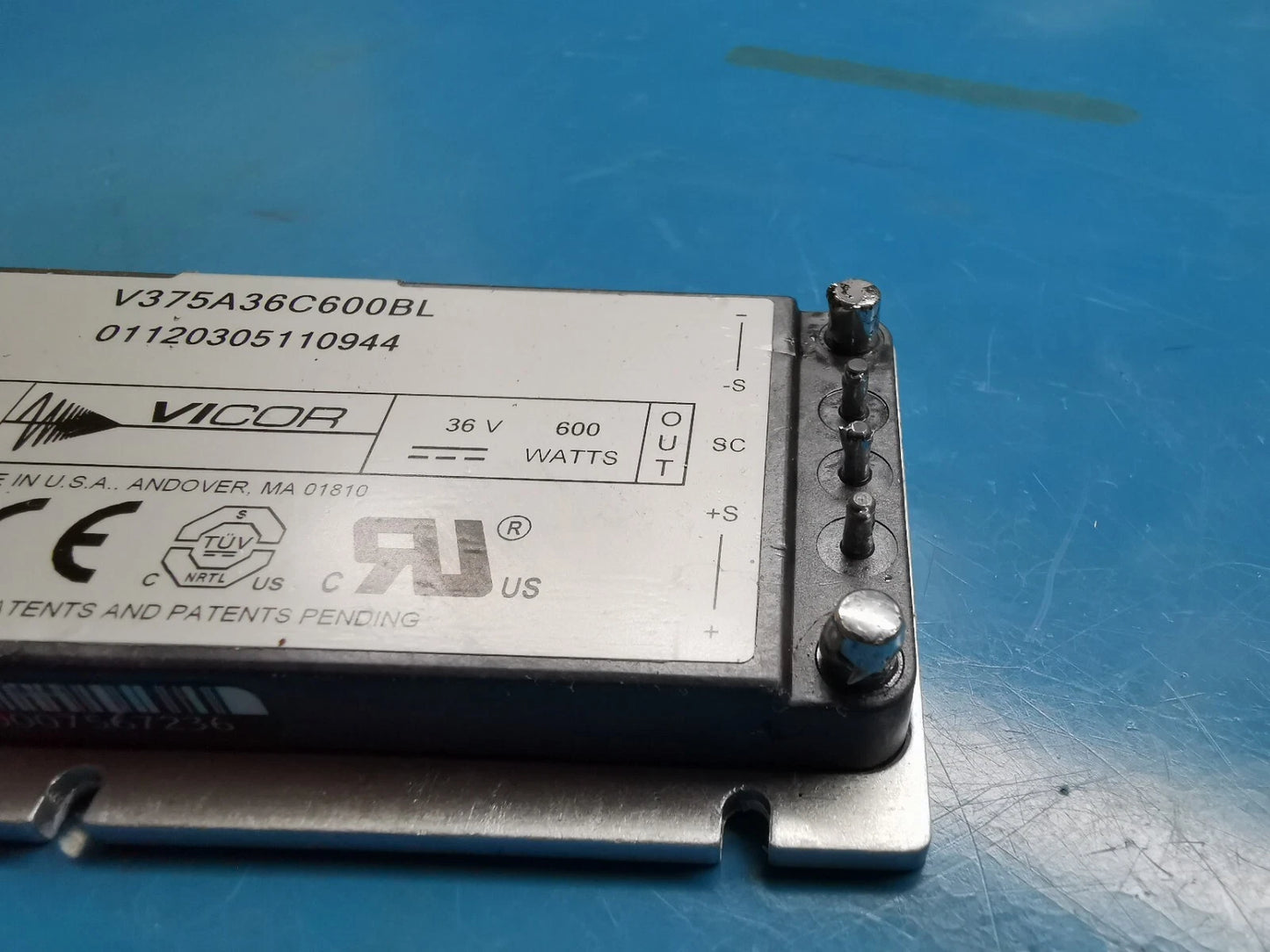Vicor V375A36C600BL Isolated DC DC Converter 36v 16.7A 600W Out 375v DC In