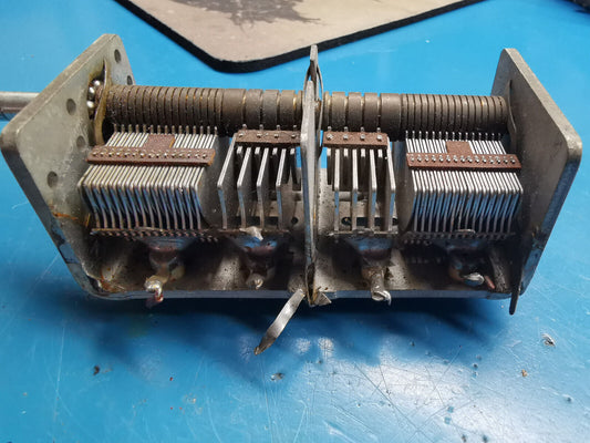 10pF to 590pF And 10pF to 25pF Quad Gang Variable Air Capacitor