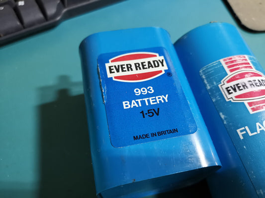 Vintage Ever Ready 1.5v 993 Battery Ever Ready Flag Cell R40