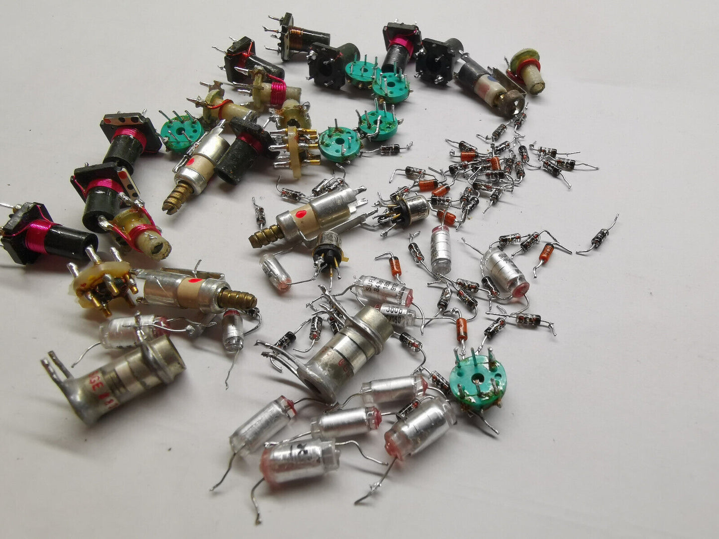 Joblot Of Various HP Agilent Test Gear Diodes And RF Parts