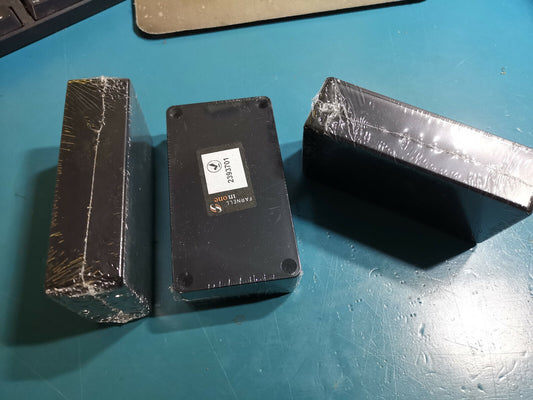 3pcs Deltron ABS Plastic Enclosures 61mm x 111mm x 30mm Farnell Stock