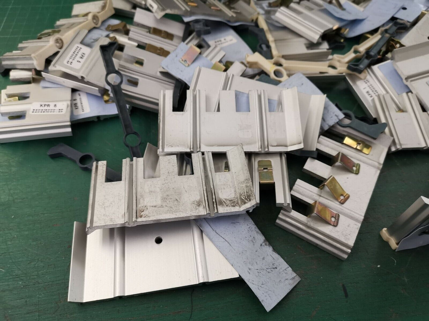 Transistor Heat Sink Mosfet Heatsink Joblot EX Military PCB Mount