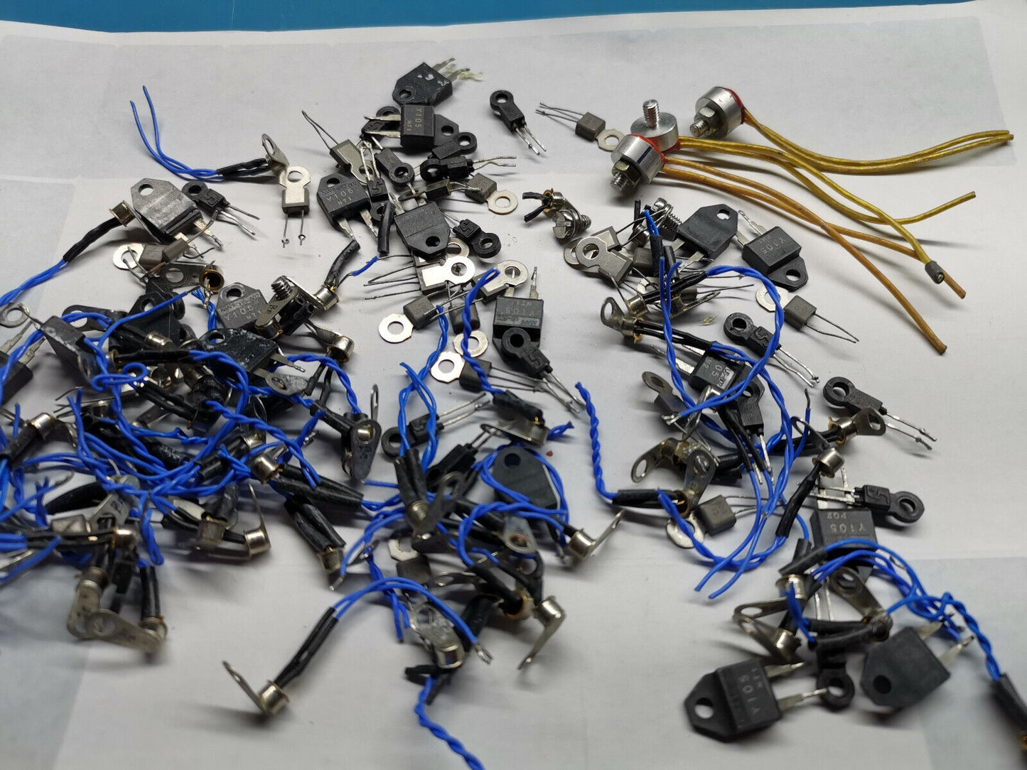 Joblot Of Heatsink Temperature Sensor For Electronic Projects