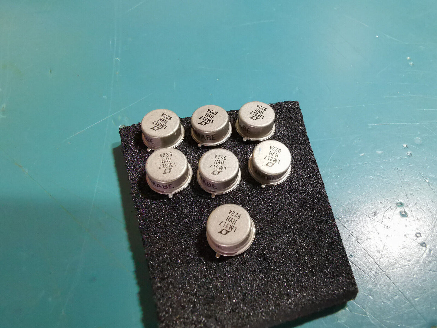 7pcs Genuine LM317HVH High Voltage Positive Regulator TO-39-3