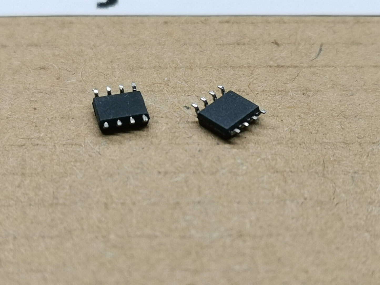 2pcs Genuine AD822 Dual Precision Low Power FET Input Operational Amplifiers