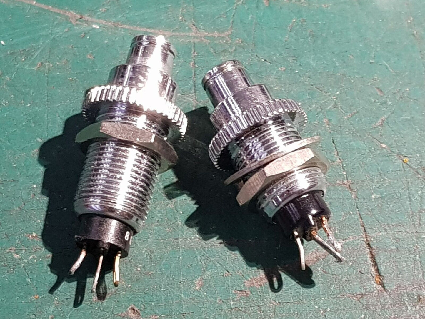 33pcs Push Button Switch SPDT 220V 1.5A Secme Military Part