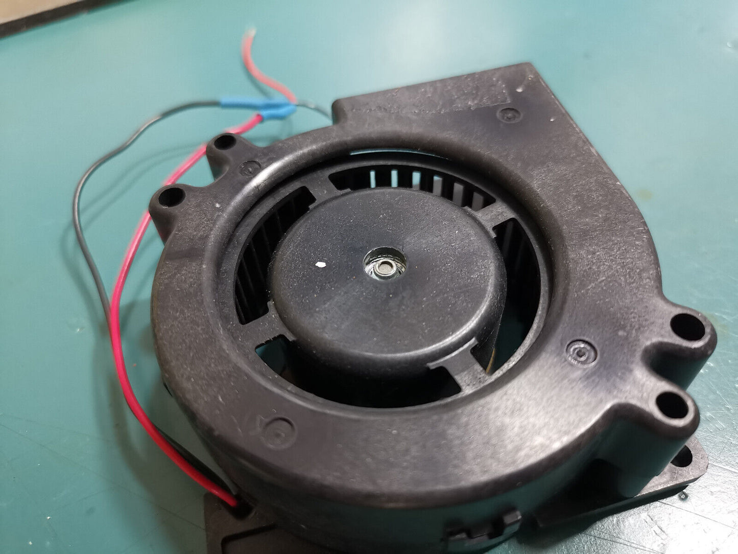 Blower Fan 76 X 28MM 12VDC FAL5F12LH