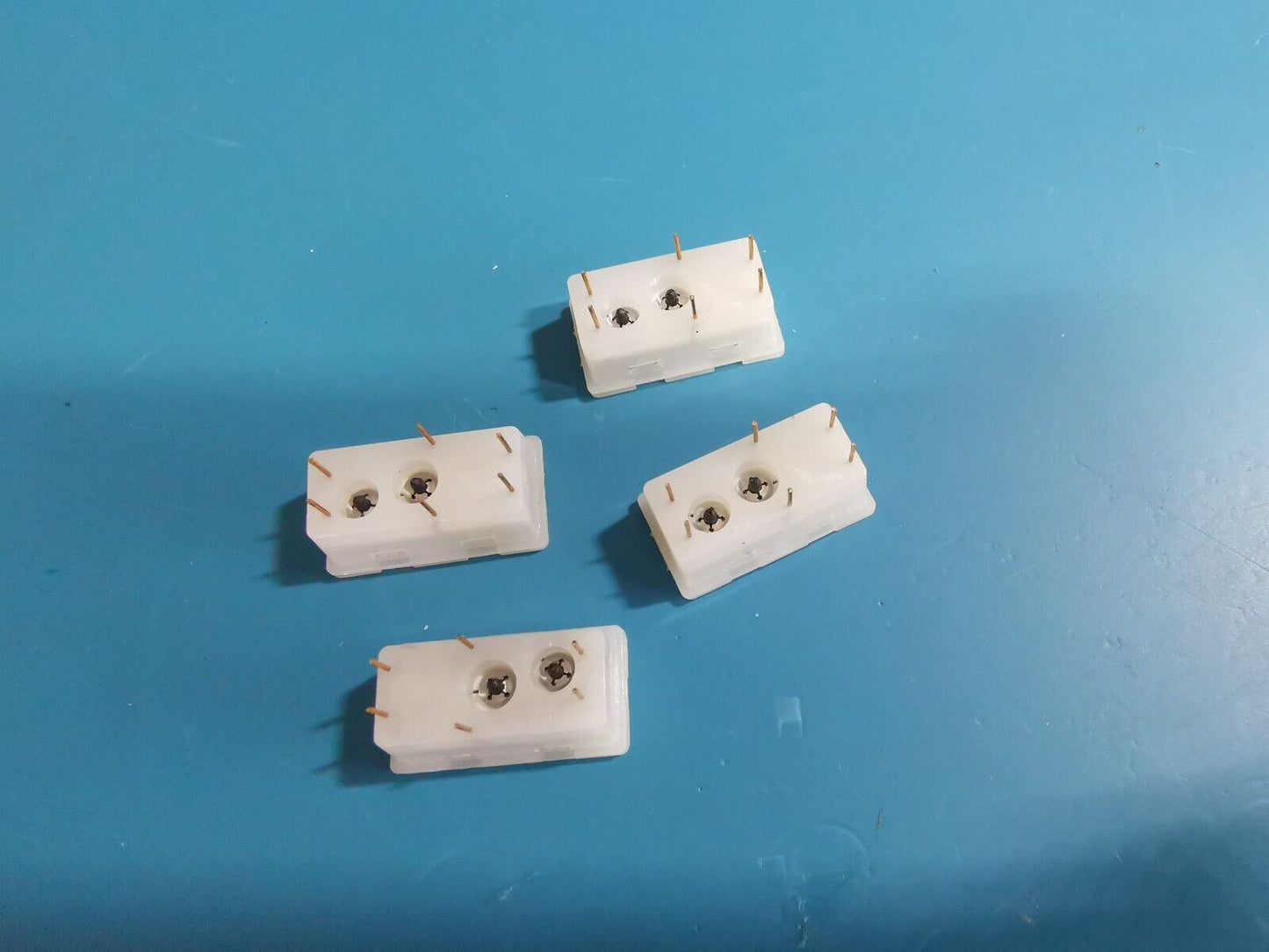 Tektronix 307-1013-06 10X Attenuators 4pcs