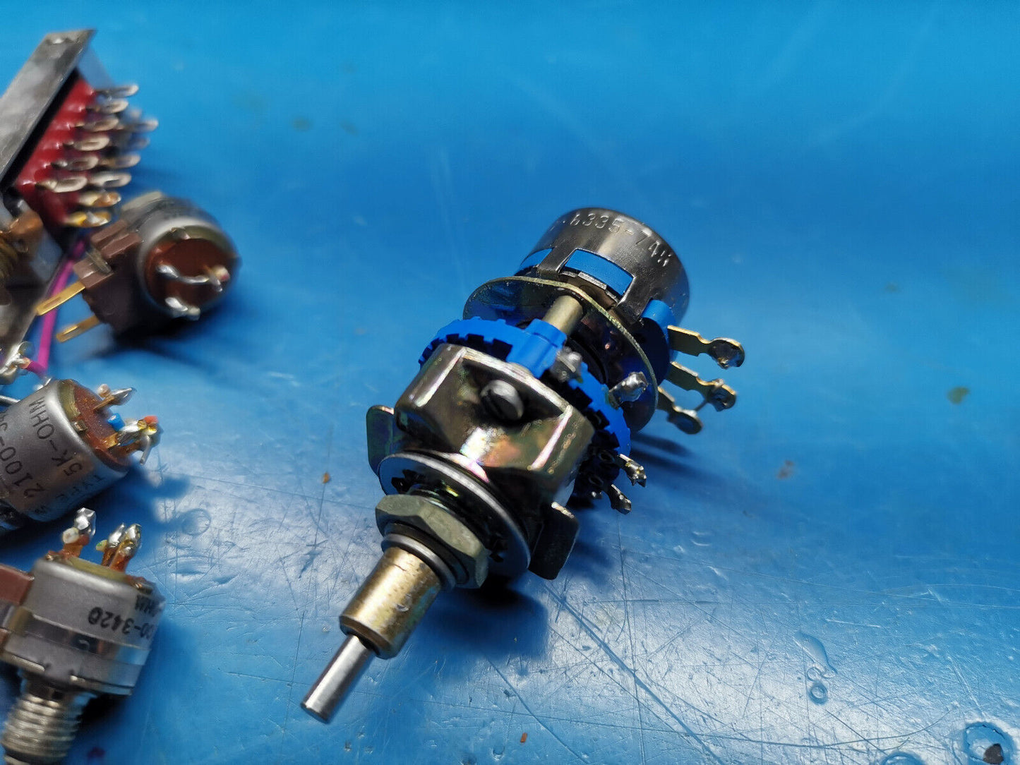 HP Agilent 3312A Function Generator Front Panel Potentiometer