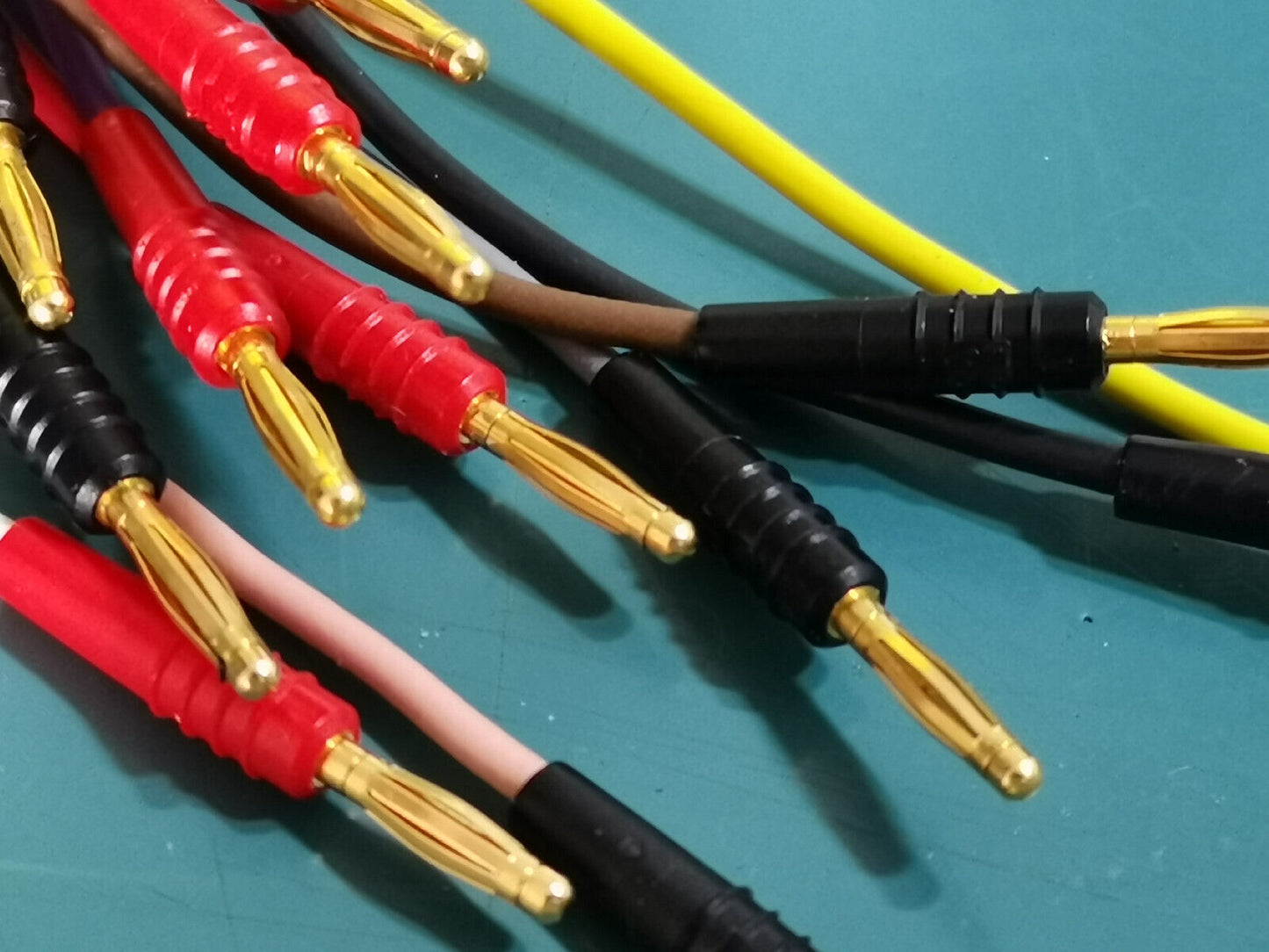 MC Micro Banana Connectors 12pcs 35cm 3mm