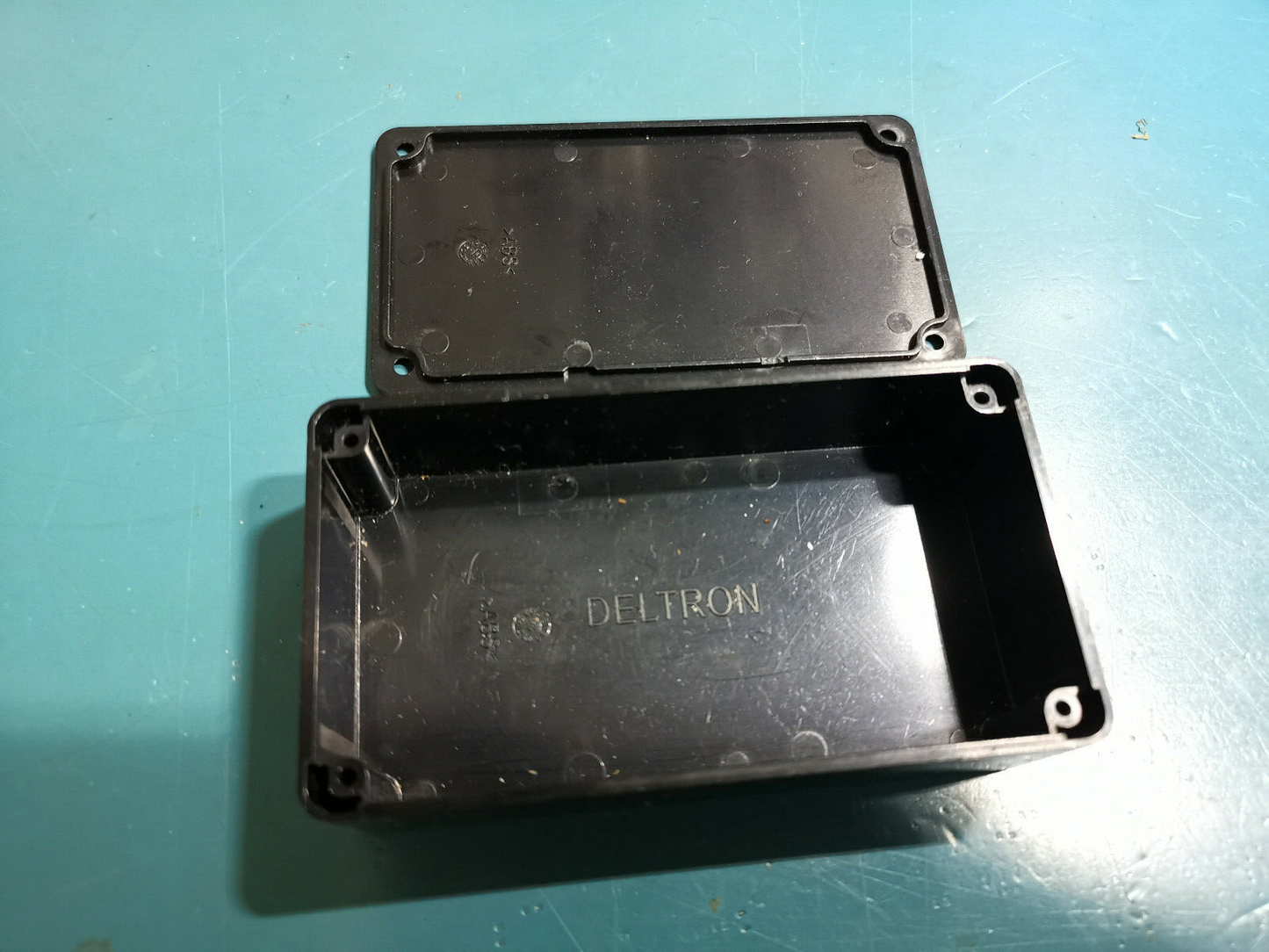 3pcs Deltron ABS Plastic Enclosures 61mm x 111mm x 30mm Farnell Stock