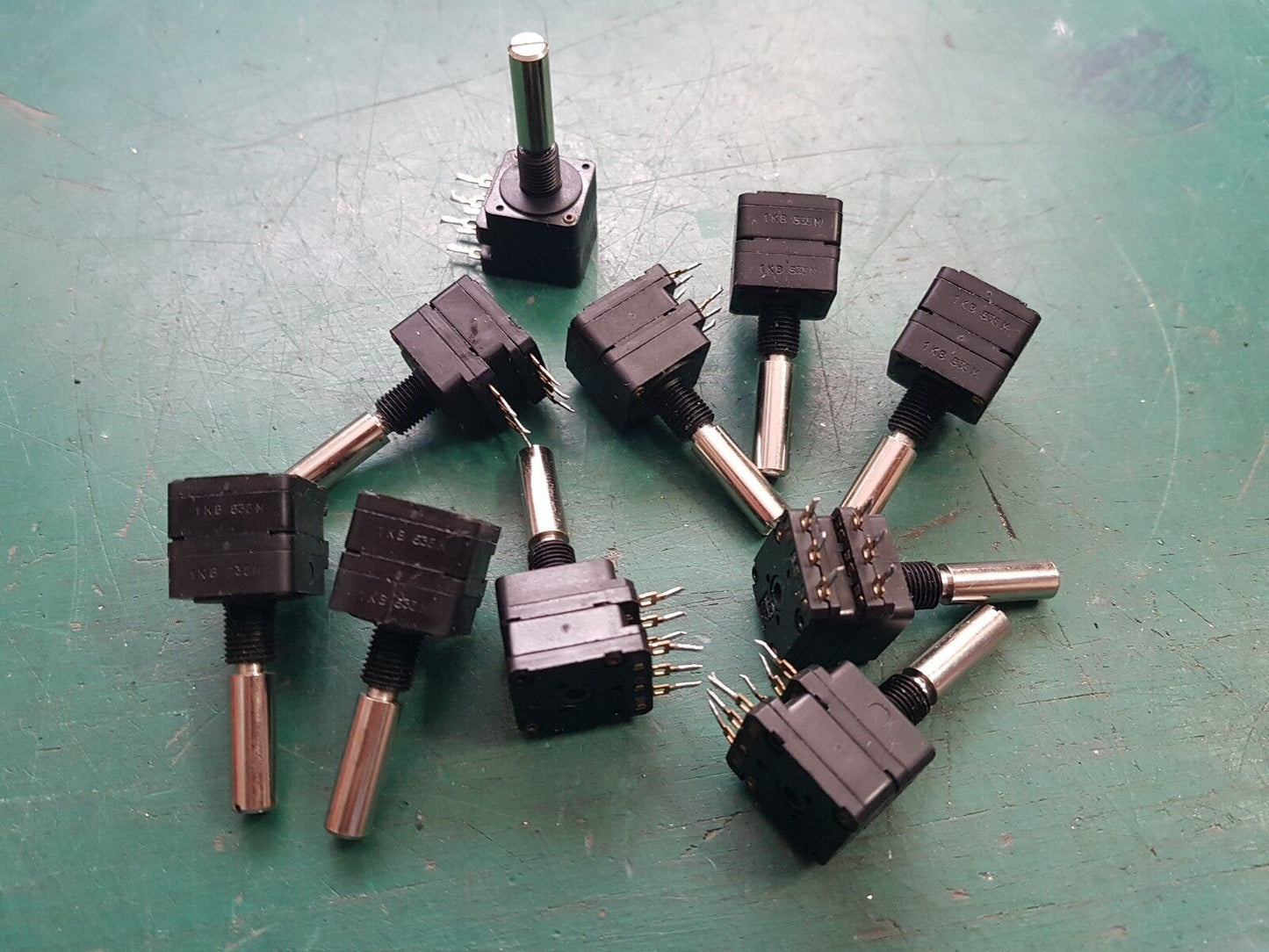 10pcs Dual Gange 1K Potentiometer 1K Linear Potentiometer Piher