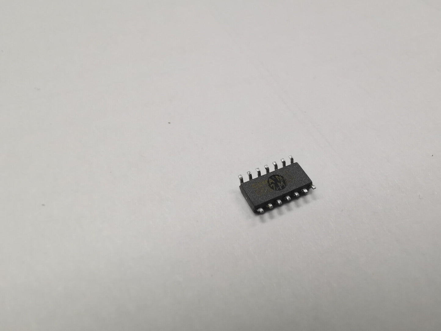 Genuine Maxim MAX531AESD 12 Bit Digital to Analog Converter 14-SOIC