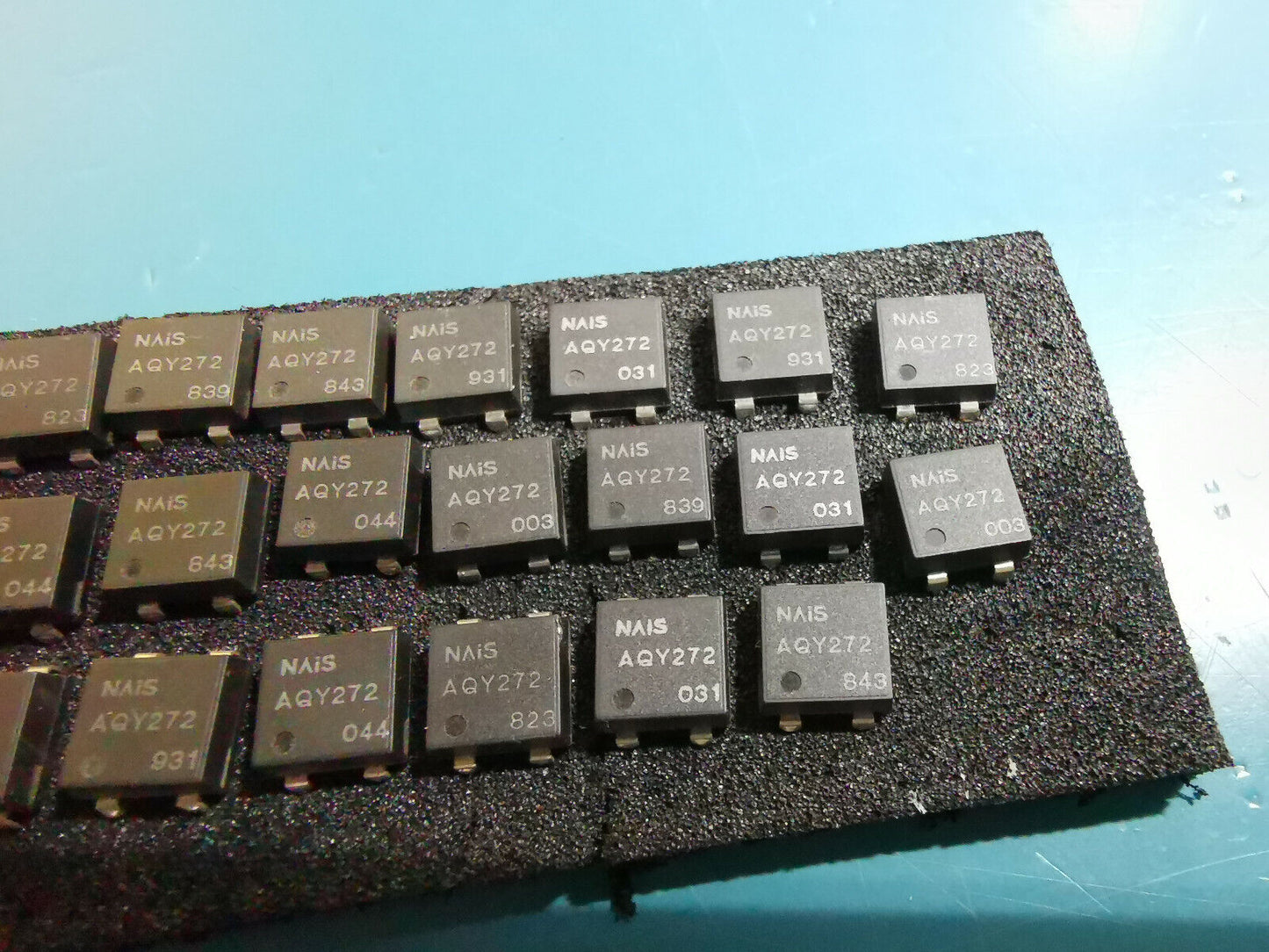 20pcs Genuine Panasonic AQY272 MOSFET Relay 60V 2 A 0.18 ohm SPST-NO