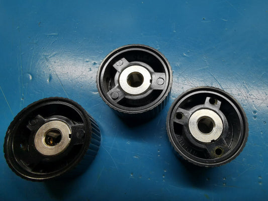 3pcs of Bulgin Plastic / Aluminium Top Potentiometer / capacitor Knob