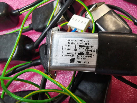 14pcs 250v 3A Filtered IEC Connector Mains Noise Filter With Fuseholder