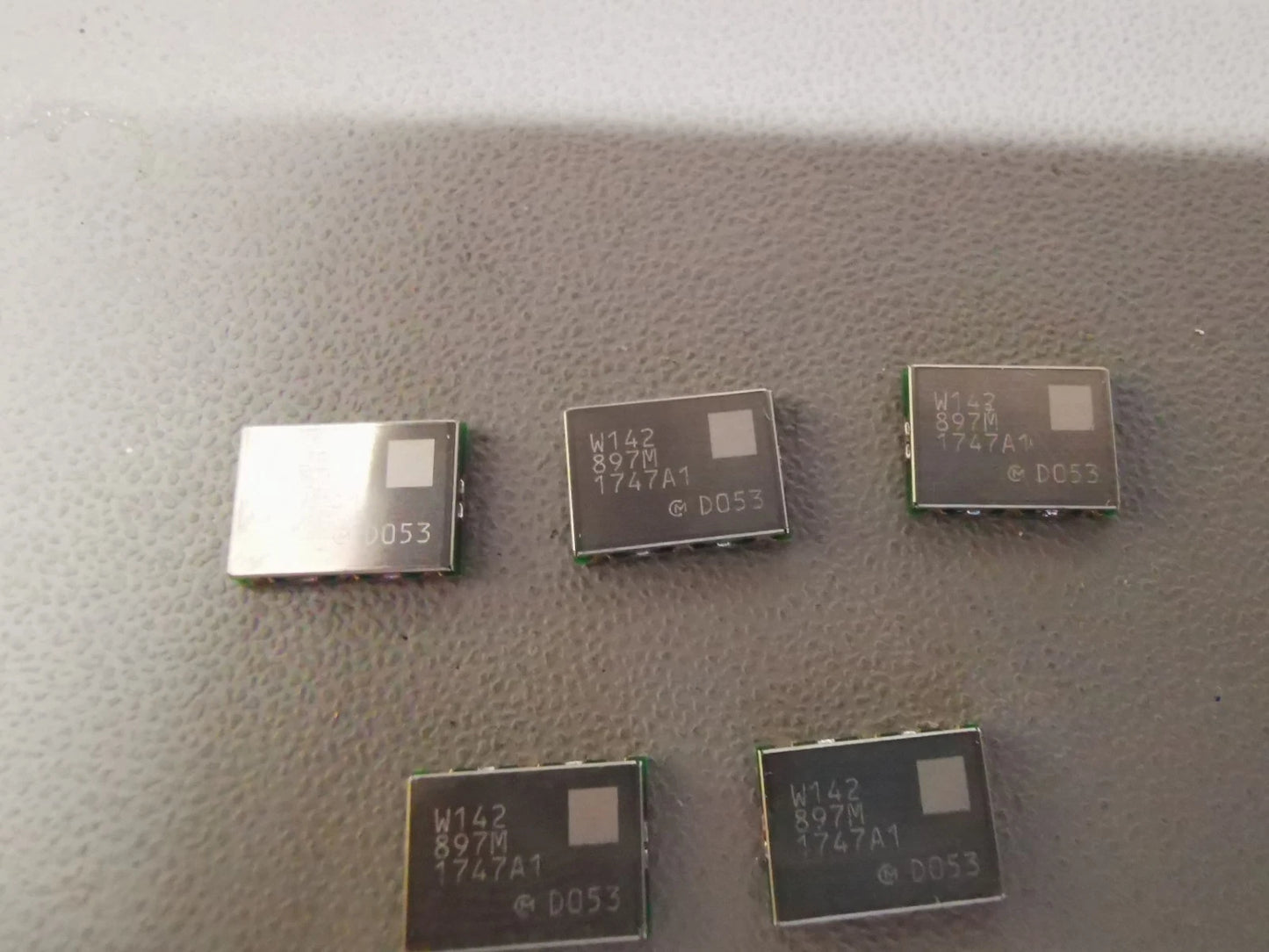 5pcs Murata Microwave Oscillator VCO 800MHz To 950MHz 2.8v MQW142-897M1747