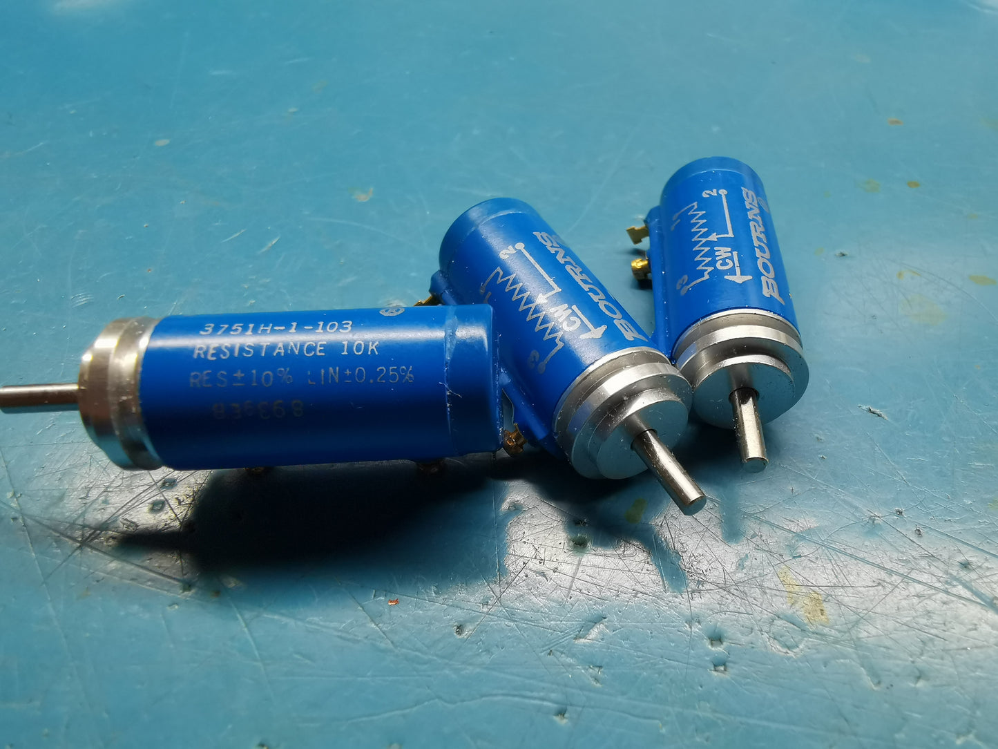 3pcs 10K Bourns Servo Mount Multi Turn Potentiometer 3mm Shaft 3751H-1-103