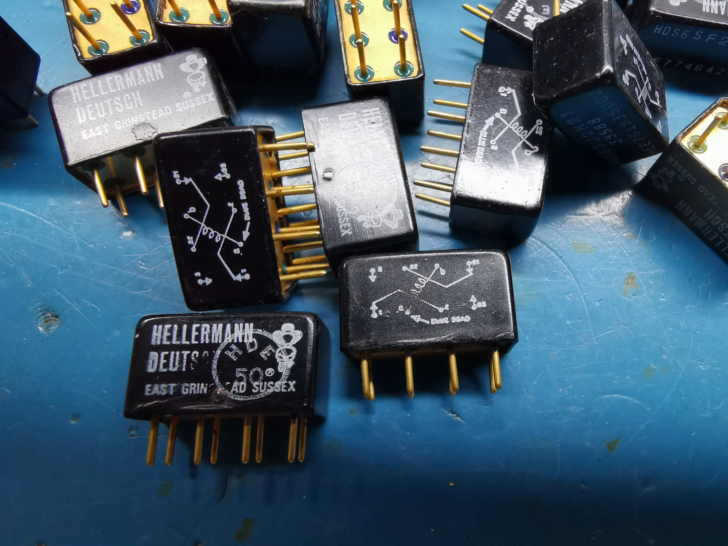 21pcs Hellermann Relay Military Grade DPDT  Joblot
