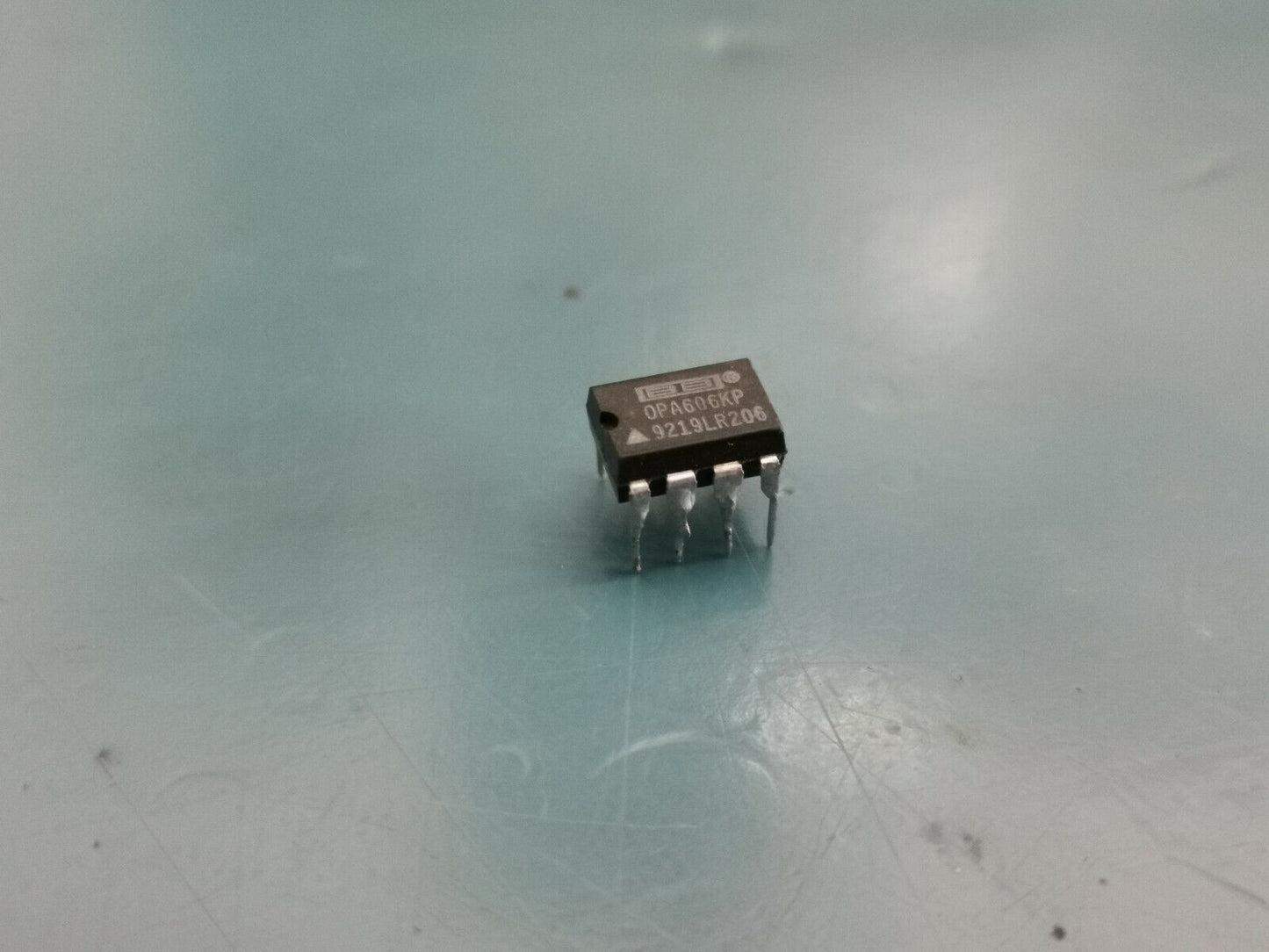OPA606 KP Wide Bandwidth Difet Operational Amplifier Genuine  Burr-Brown