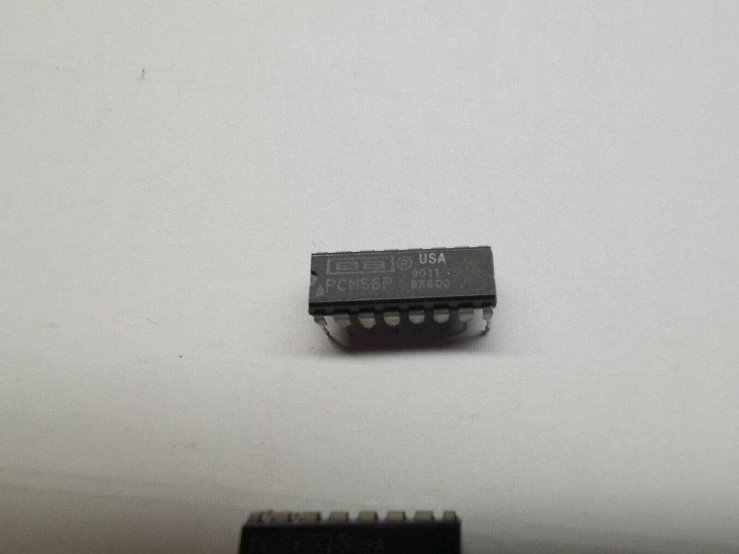 2pcs PCM56P 16Bit Genuine Digital To Analog Converter From Military Equipment