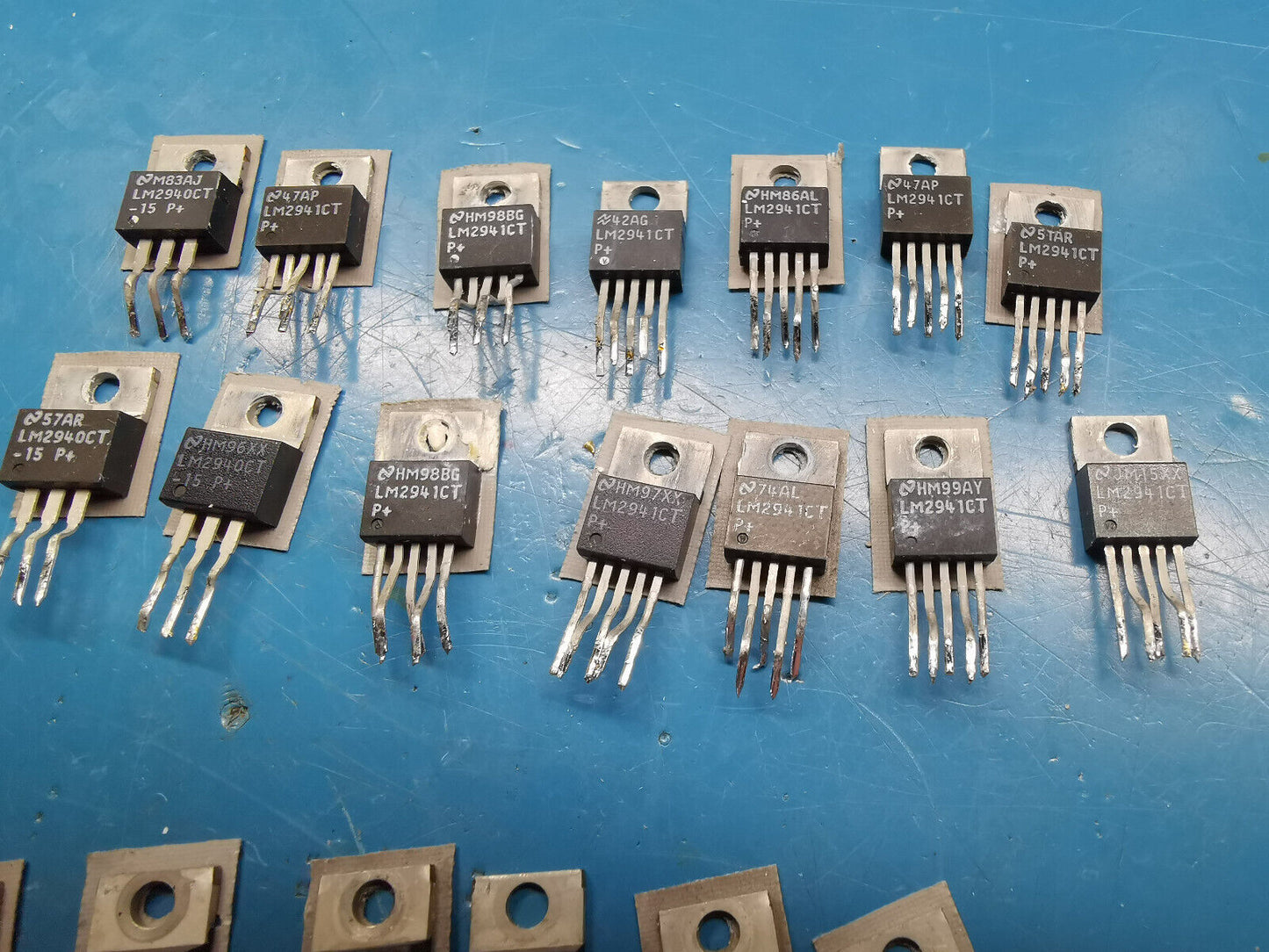 25 Genuien LM2991 And LM2941 Posative And Negative Voltage Regulator