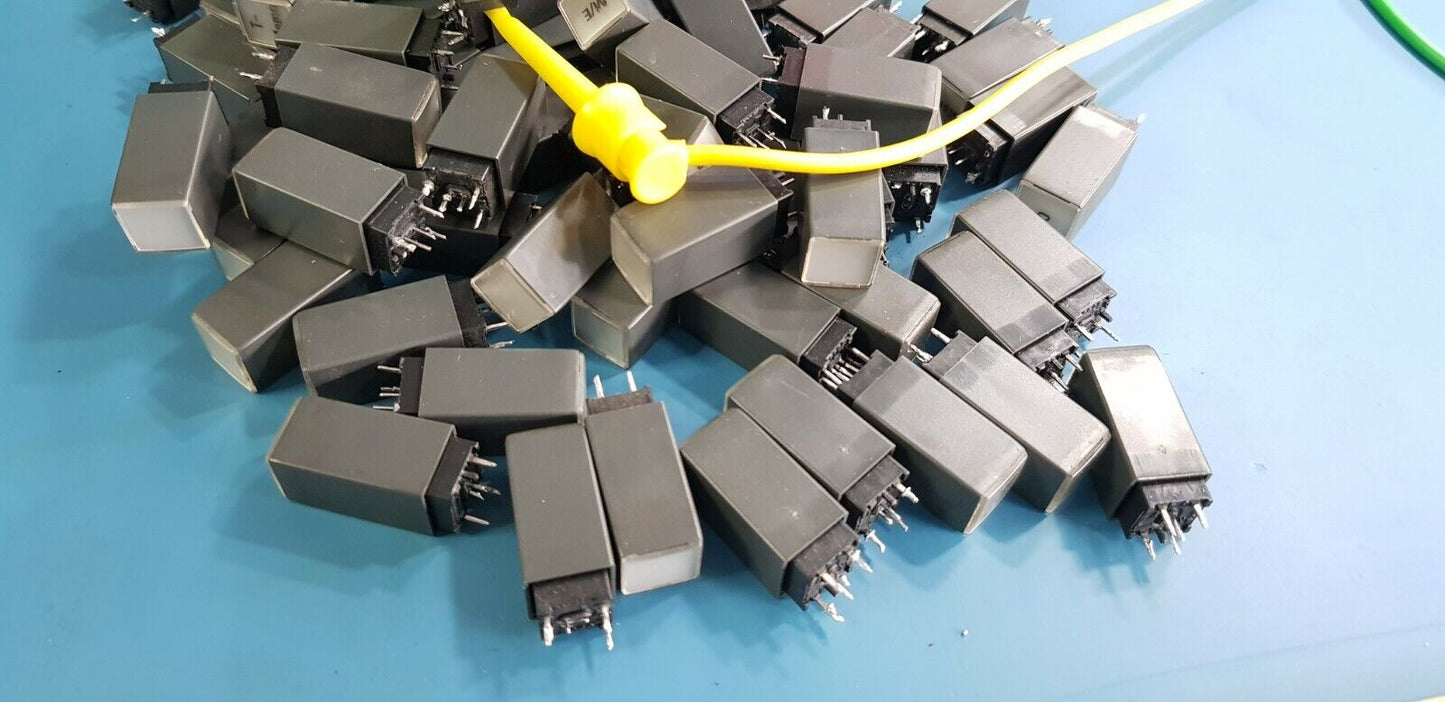 5pcs Push Button Switche Illuminated Yellow EAO Momentary 97-320c