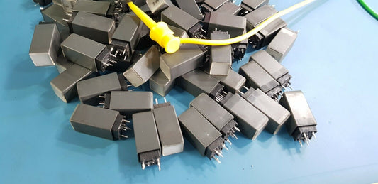 5pcs Push Button Switche Illuminated Yellow EAO Momentary 97-320c