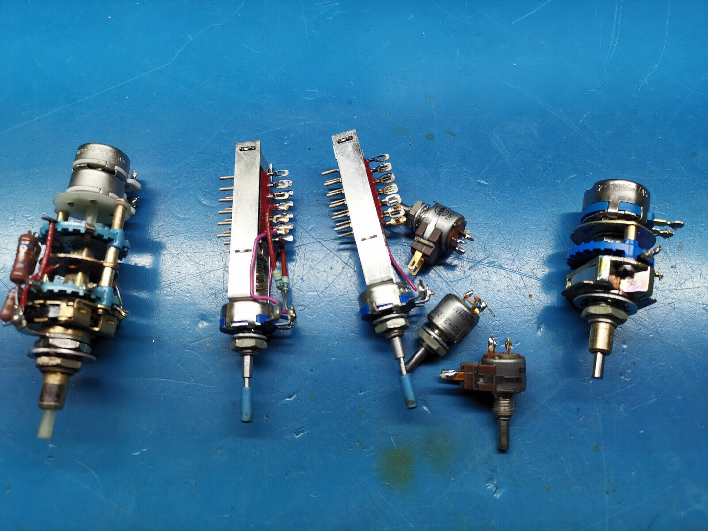 HP Agilent 3312A Function Generator Front Panel Potentiometer