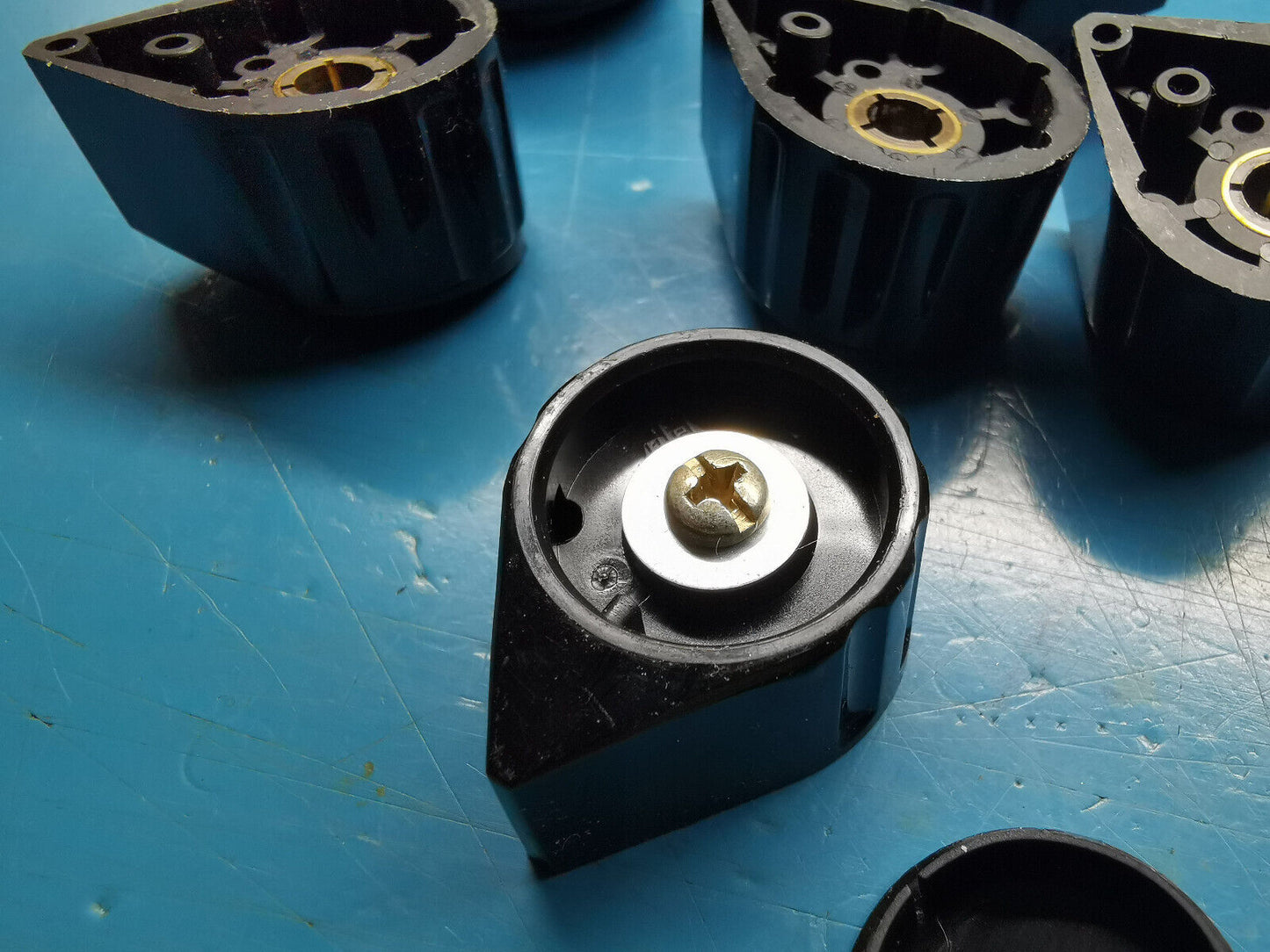 6pcs Ritel Rotary Switch Knob Arrow Knob 6mm Shaft