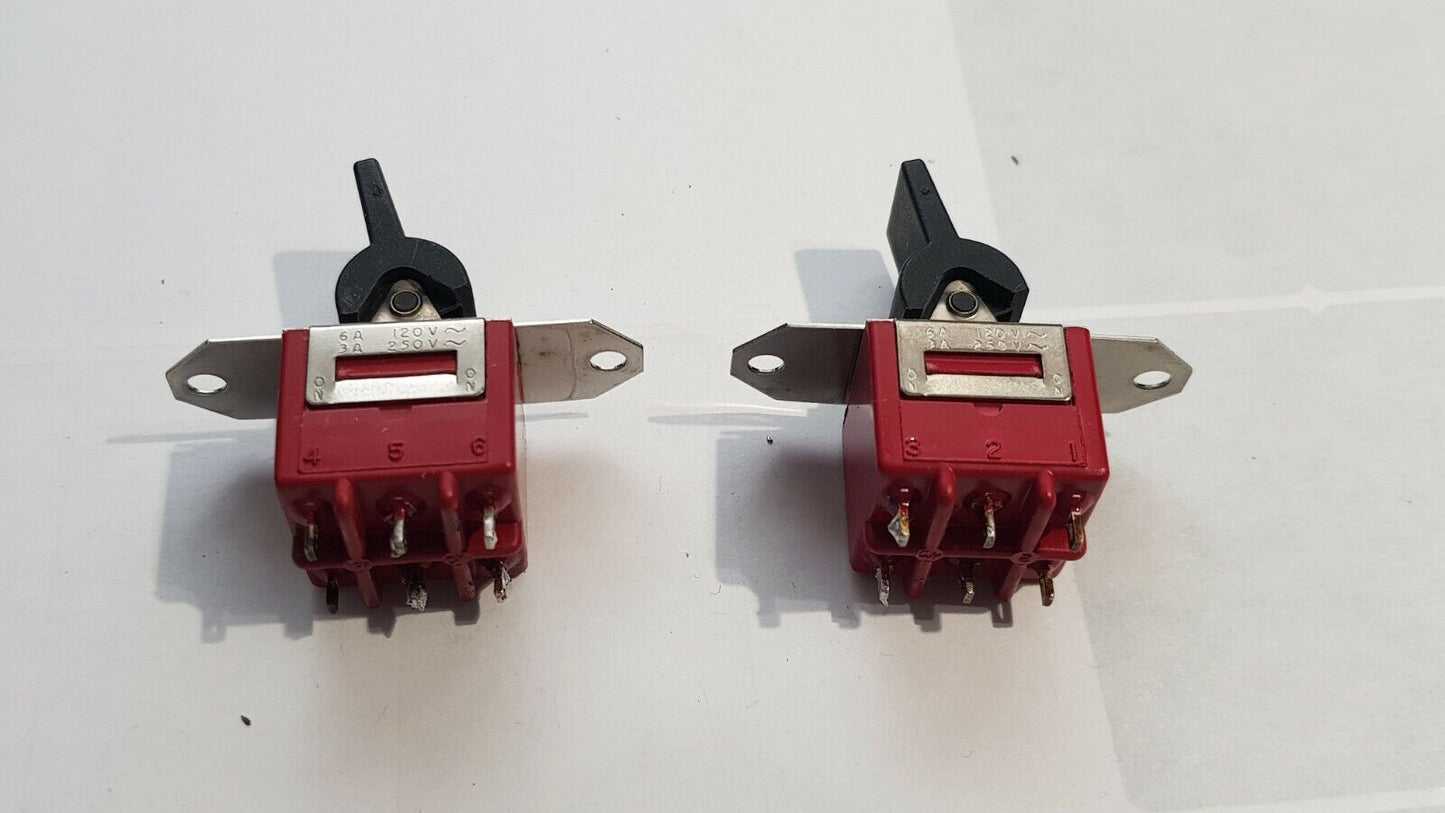 2pcs DPDT Lever Toggle Switch 3A 250V DPDT ON ON UND LAB C&K 9201