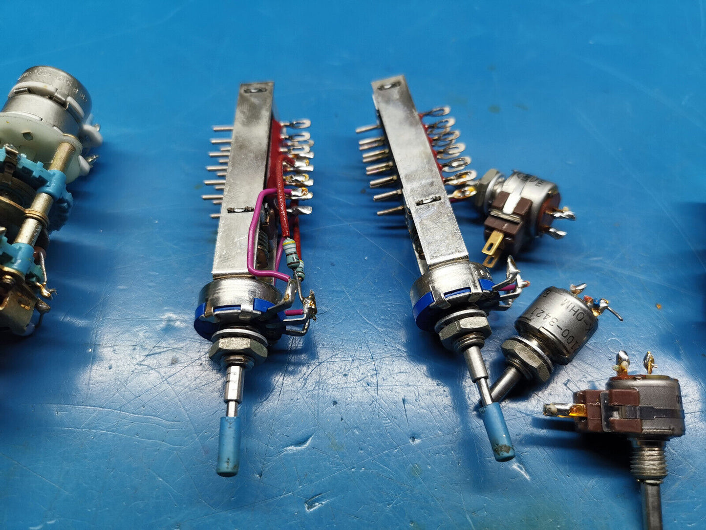 HP Agilent 3312A Function Generator Front Panel Potentiometer