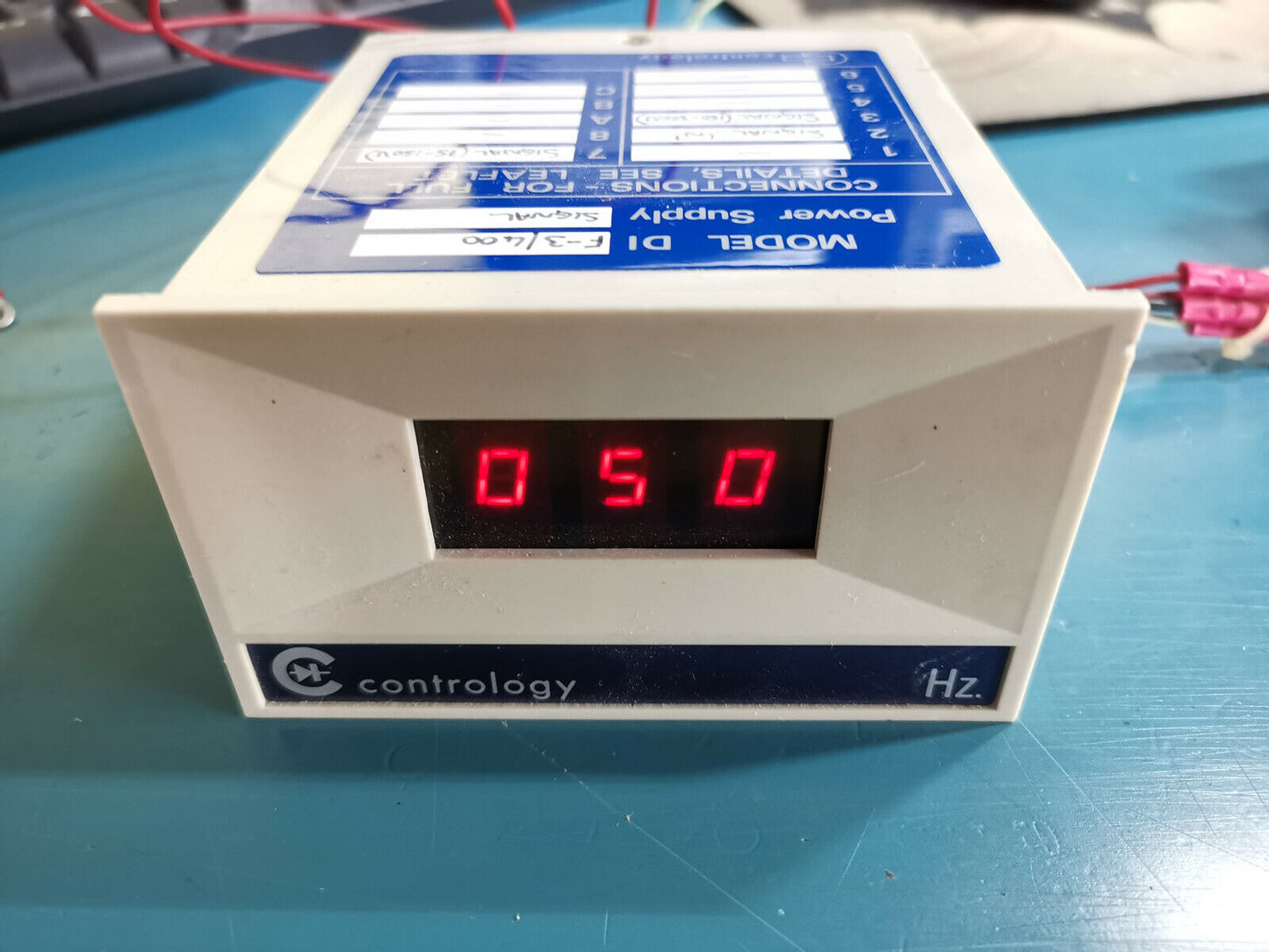 Digital panel Meter For Line frequency 50Hz To 400Hz