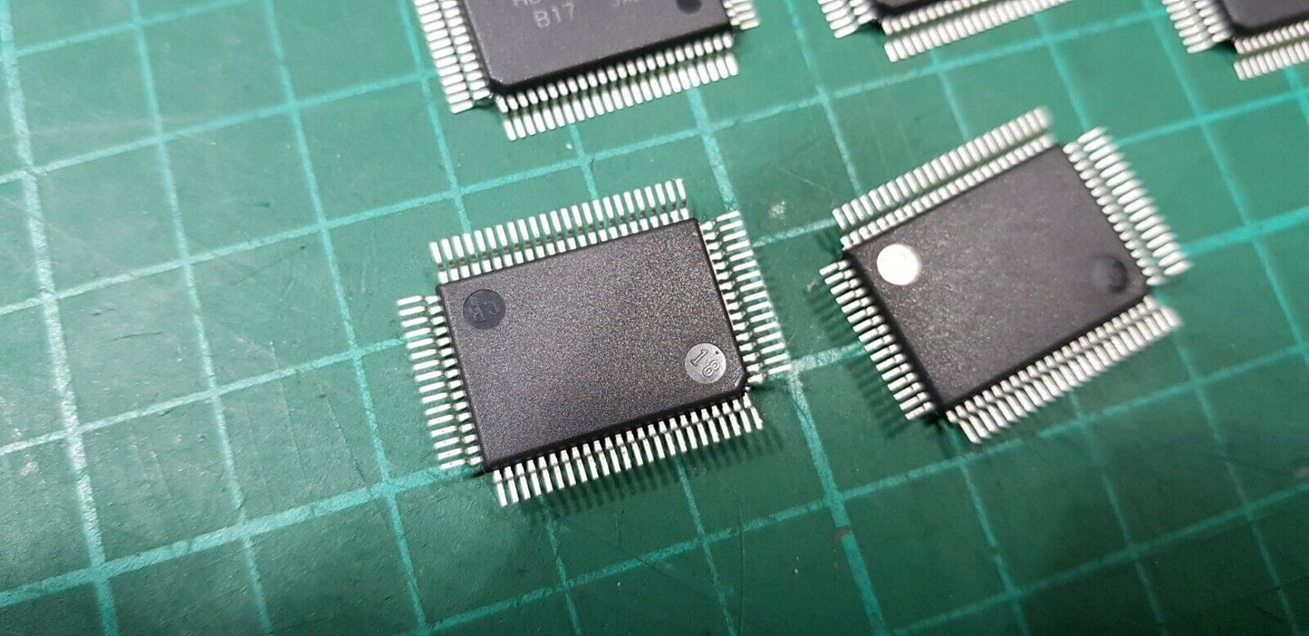 5 x Genuine Hitachi HD63L05F CMOS 8-BIT SINGLE-CHIP MICRO COMPUTER