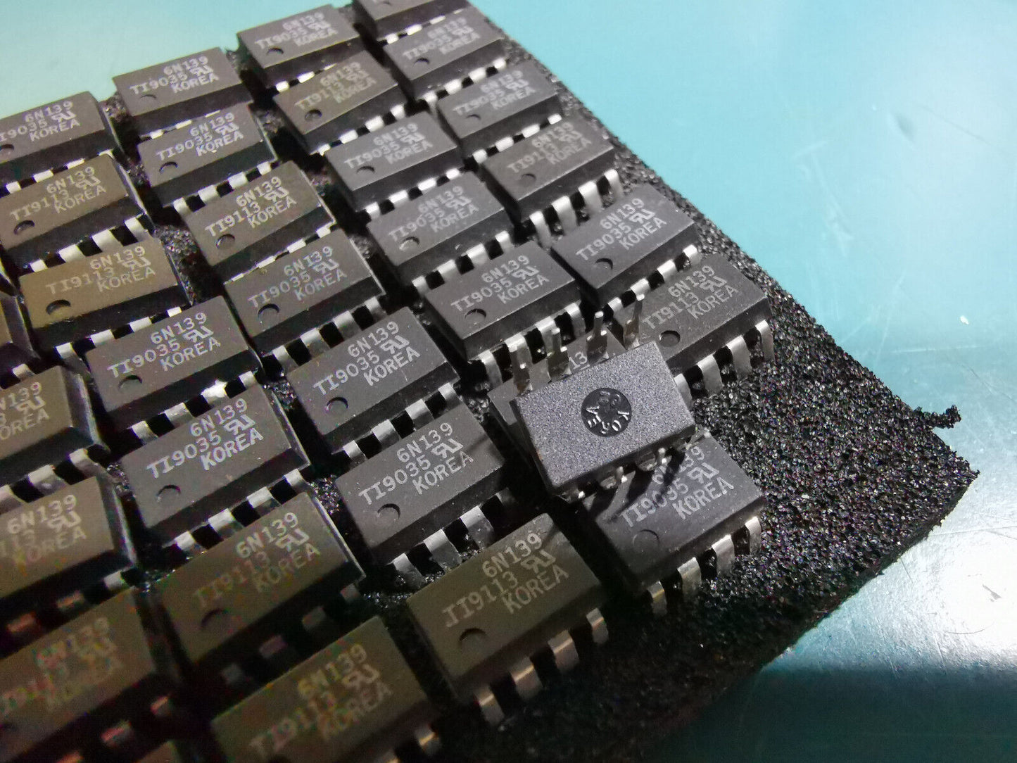 49pcs Genuine TI6N139 High Speed Opto coupler 100k Baud From UK MOD