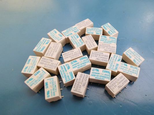 25pcs V23026-E1101 5v Signal Relay Siemens / Axicom