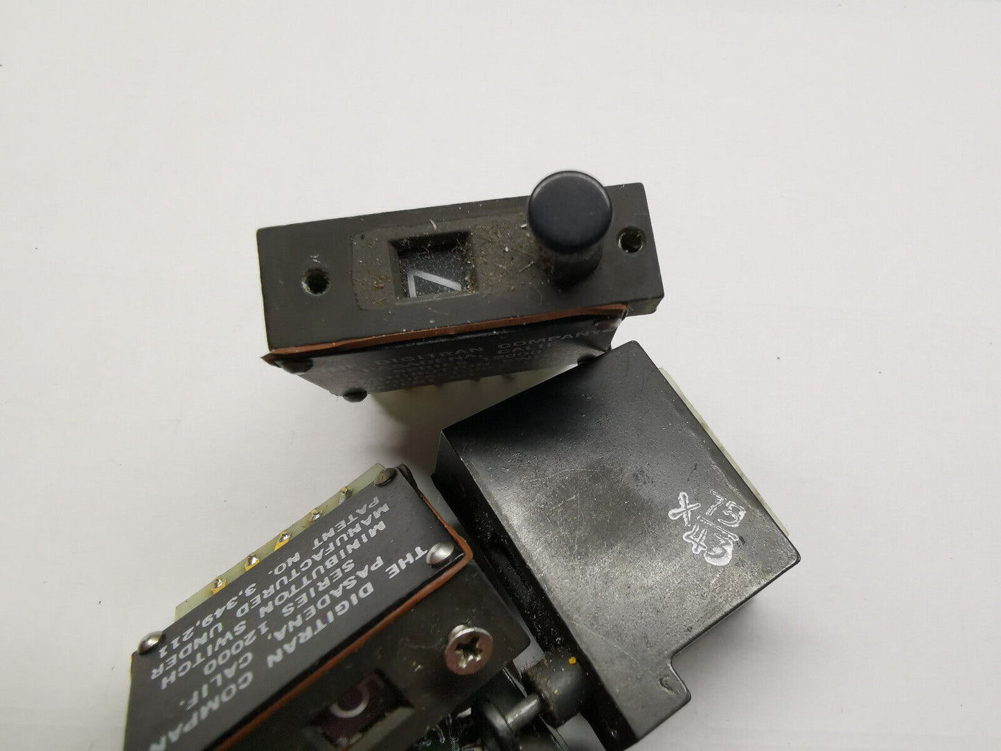 Military Push Putton Digital Count Switch