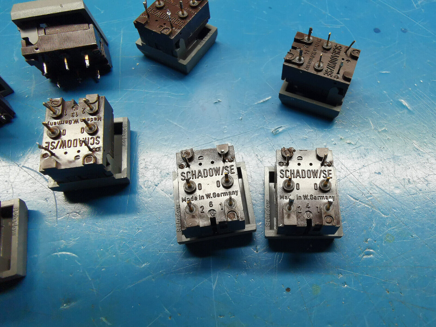 8pcs Schadow SE Pushbutton Switch With Red LED Indicator