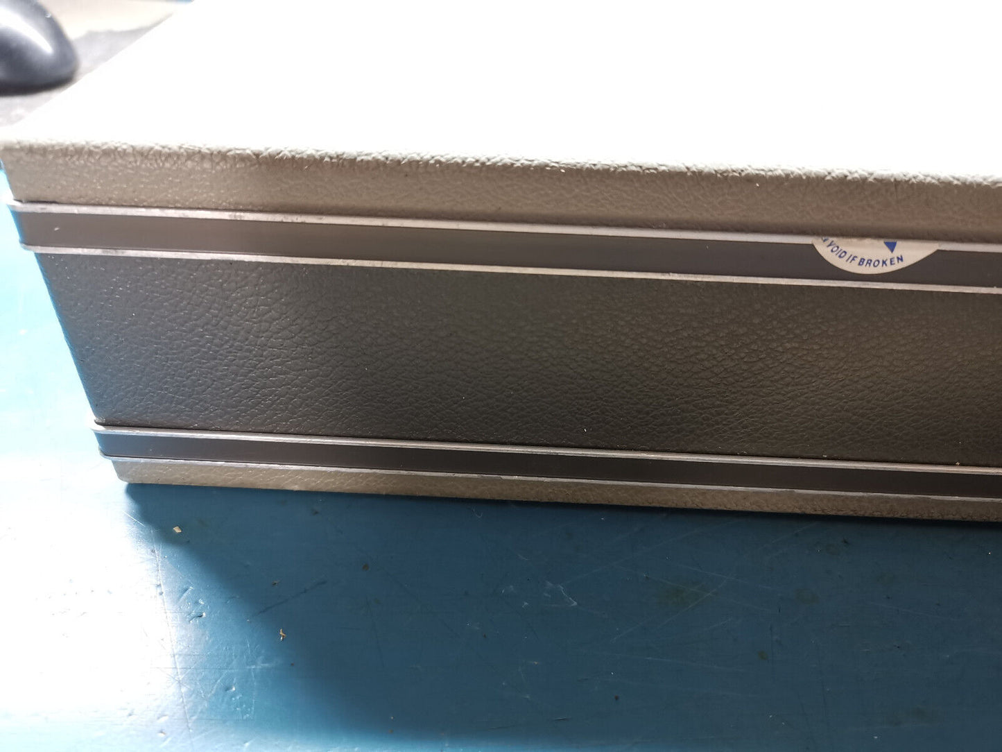 HP Agilent 3312A Signal Generator Enclosure