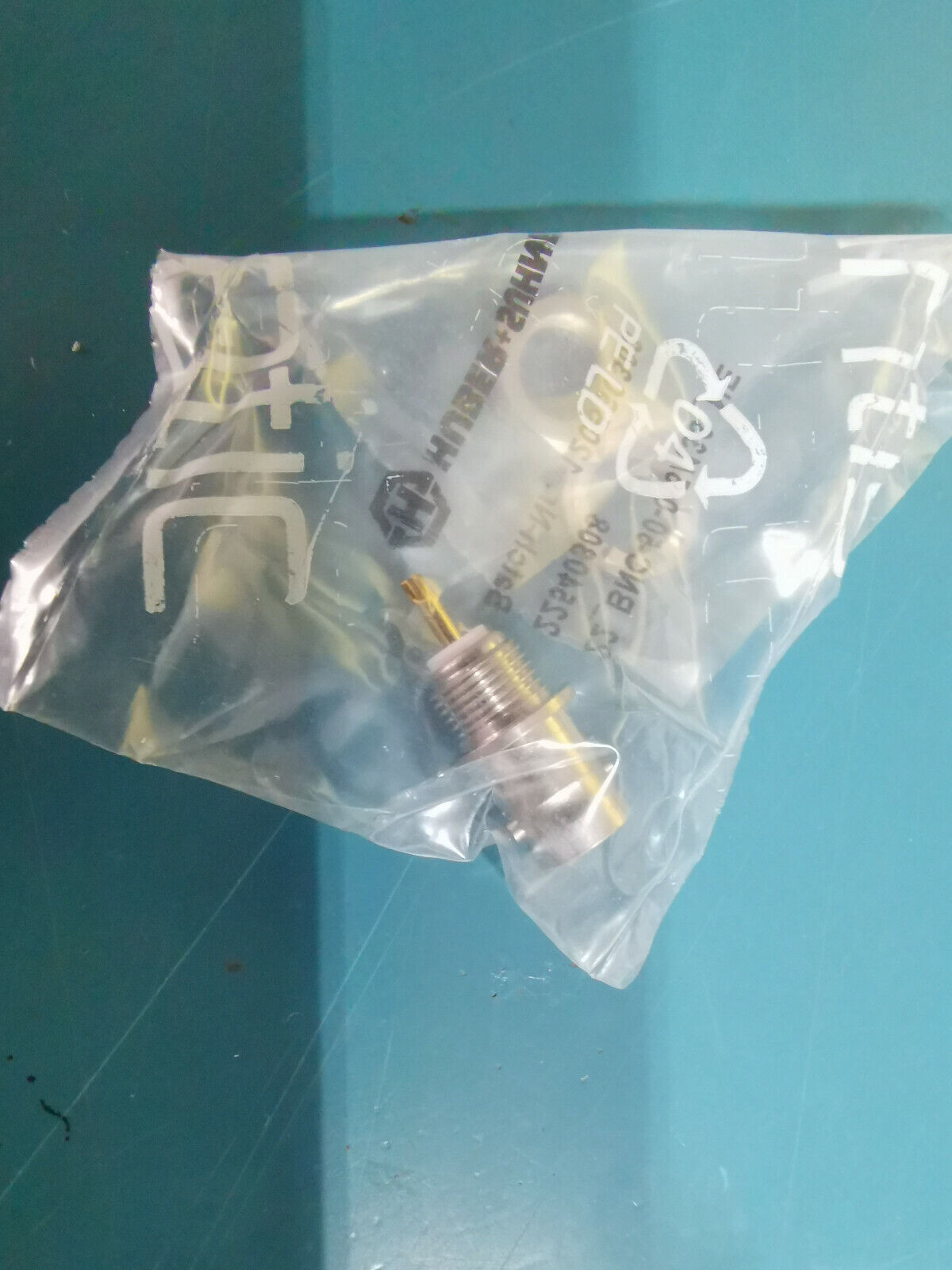 DC To 4GHz 50 Ohm BNC Connector Beryllium Copper Alloy HUBER SUHNER
