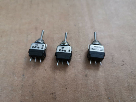 Eaton MS21354-321 Toggle Switch SPDT 1A 115VAC  Self Centre Spring