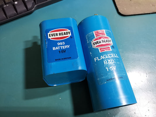 Vintage Ever Ready 1.5v 993 Battery  Ever Ready Flag Cell R40