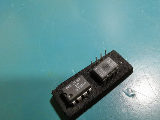 2pcs Genuine PMI OP37EP Low Noise  Precision  High Speed Operational Amplifier