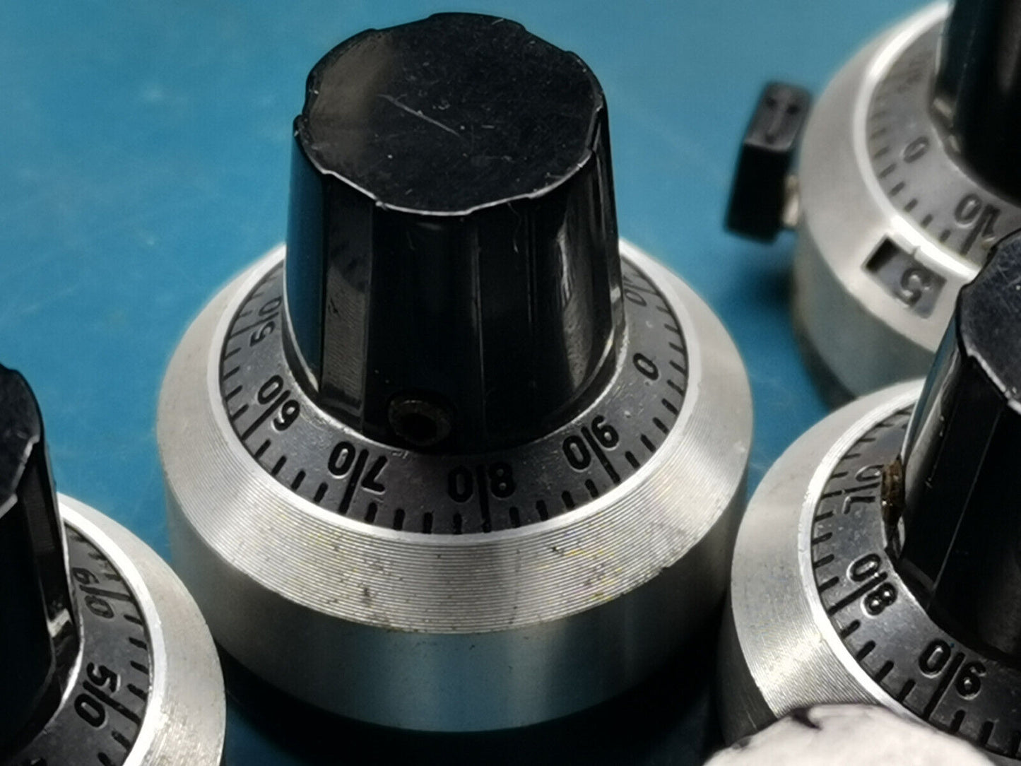 10pcs Multi Turn Knob 0 To 19 Count Beckman Industries