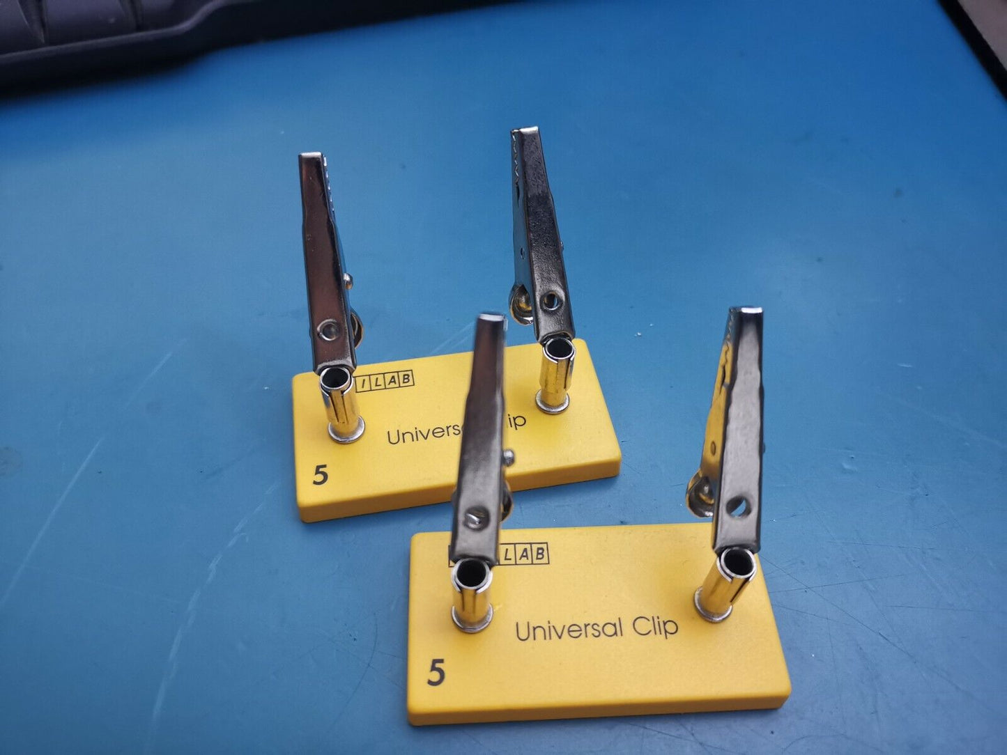 Universal Clip by Unilab For Passive Component Mounting And Testing