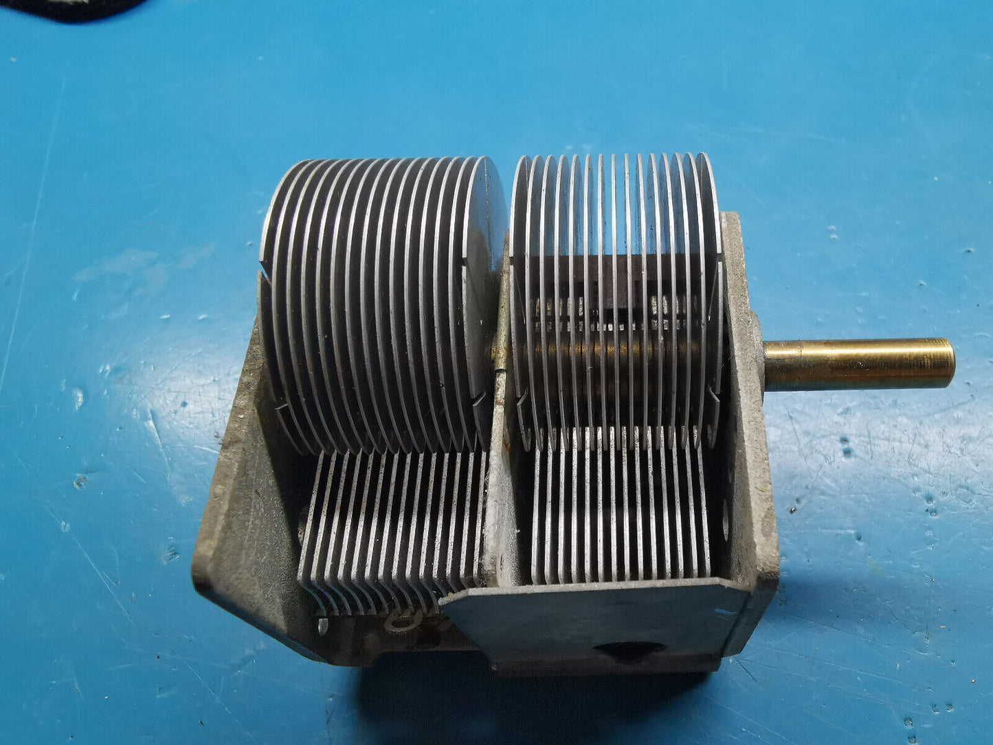 20pF To 570pF Dual Gange Variable Air Capacitor
