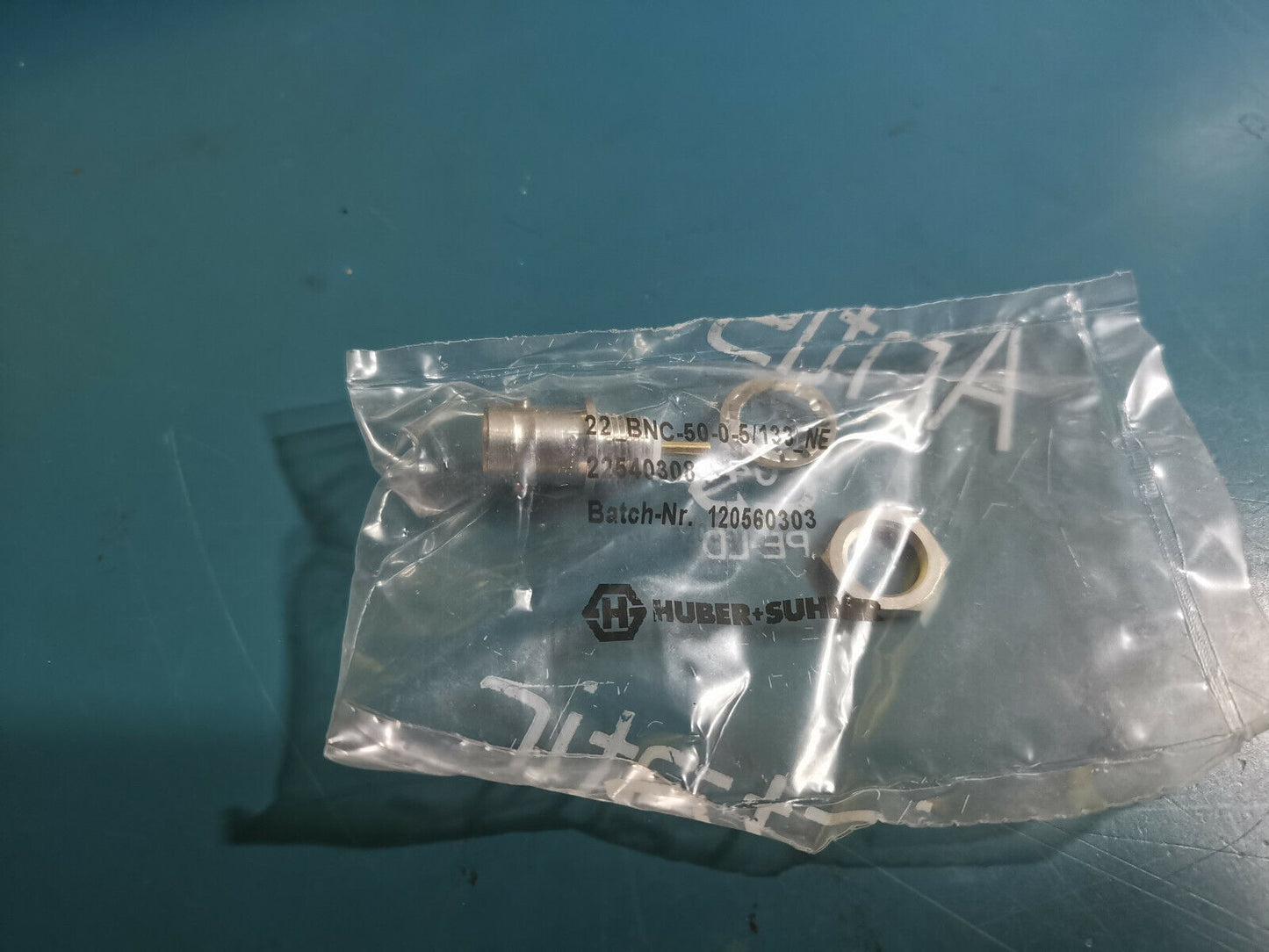 DC To 4GHz 50 Ohm BNC Connector Beryllium Copper Alloy HUBER SUHNER