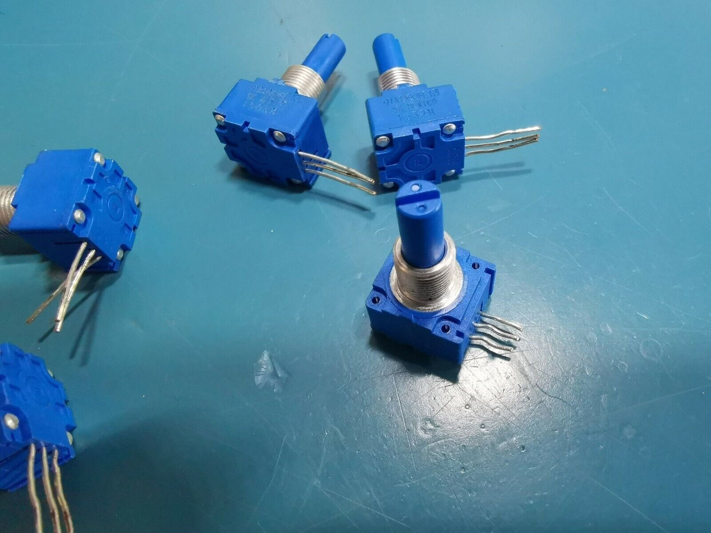 5pcs Genuine Bourns 5K Linear Potentiometers Panel Mount Cermet 2W