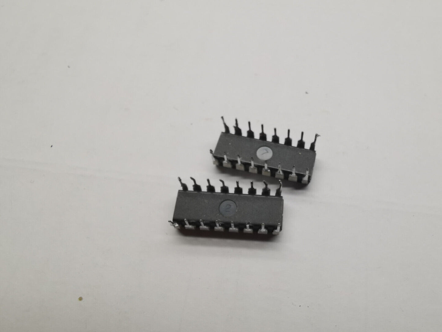 2pcs PCM56P 16Bit Genuine Digital To Analog Converter From Military Equipment